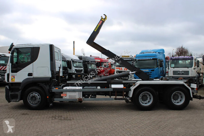 Kamion Iveco 460 + 6X2 + 20T