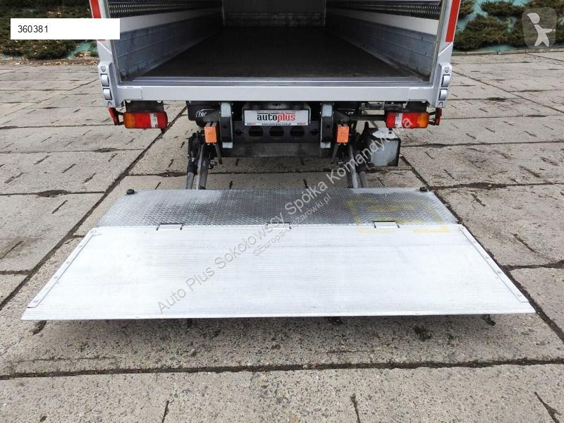 Camion MAN TGL 12.220 KONTENER WINDA 18 PALET...