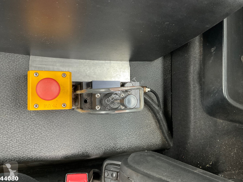 Kamion Mercedes 2024 Euro 6 Hyvalift 14 Ton...