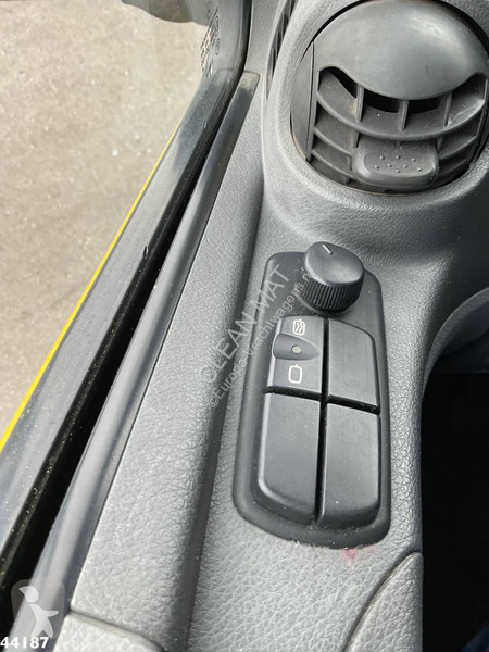 Kamion Mercedes 815 Wumag Elevant 17 meter...