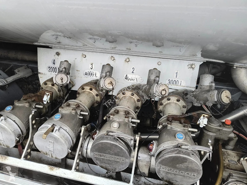 Camion Renault 320 13000L FUEL / CARBURANT - 4...