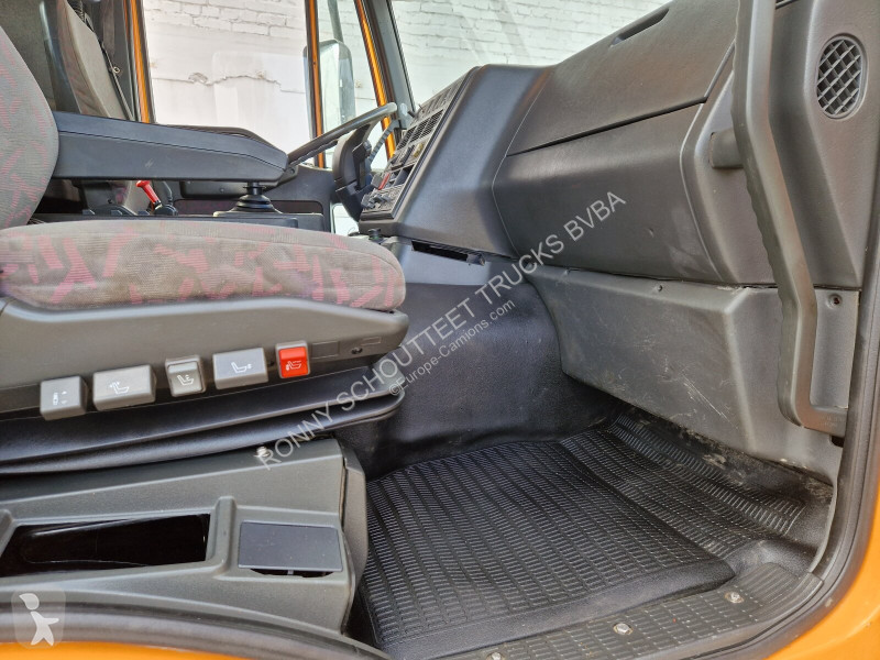 Vrachtwagen  Trakker 190E350 4x4 Trakker...