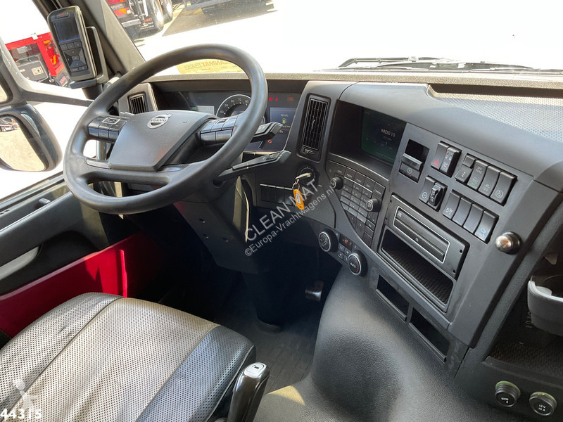 Camion Volvo 540 8x4 Euro 6 Hiab 28 Tonmeter...