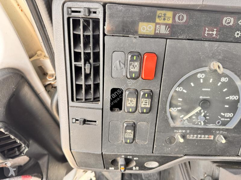 Kamion Mercedes  2544