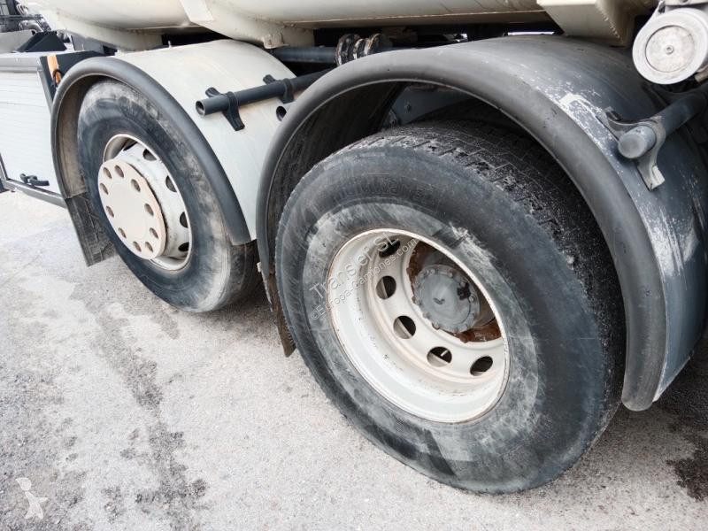 Kamion Renault 320.26 S