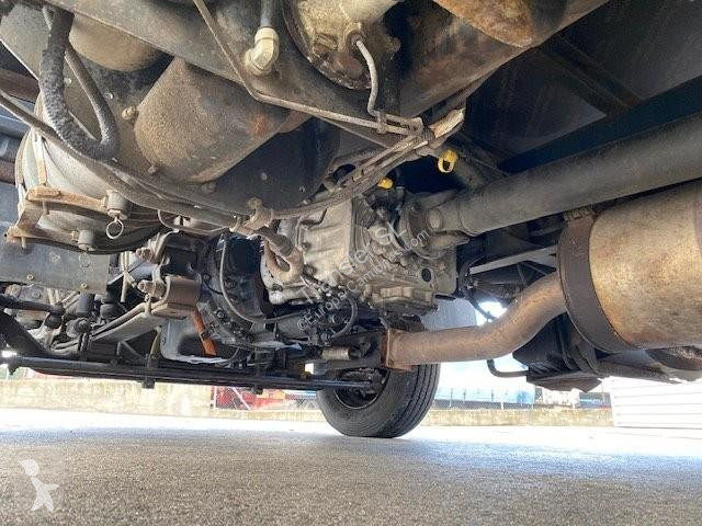 Camion Nissan 80.19