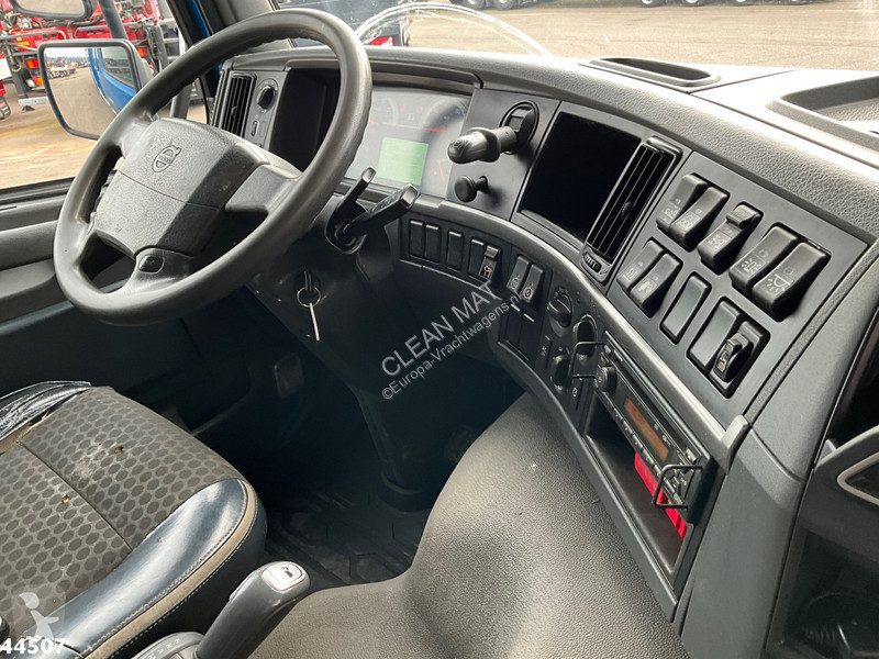 Kamion Volvo 450 8x4 Hiab 63 Tonmeter laadkraan...