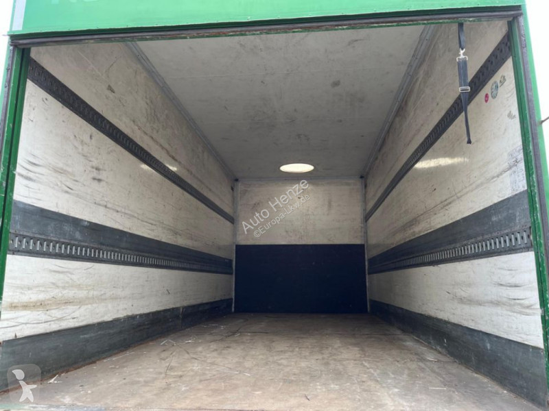 Camion MAN TG-L 12.220 4x2 BL Standardkoffer...