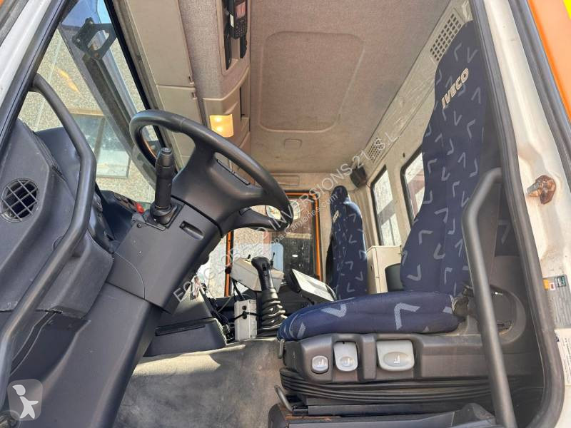 Silniční stroje Iveco