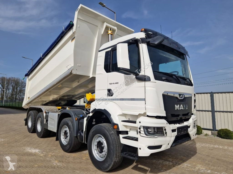 Camion MAN TGS 8x4 kipper