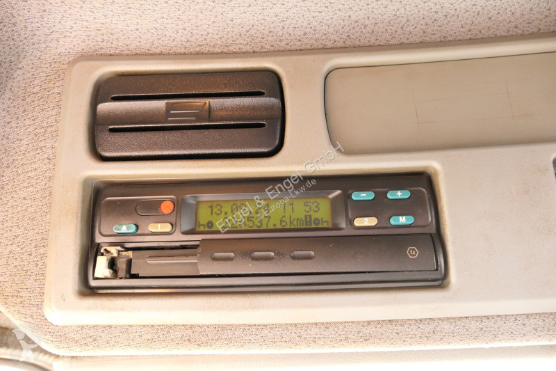Kamion Mercedes 1828 AK Kran Axor-R Atlas 85.2...