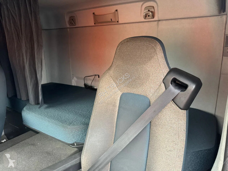 Camion Volvo 280 4X2 - EURO 6 + DHOLLANDIA LIFT