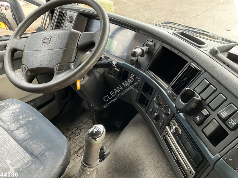 Camion Volvo 400 8x4 Manual Wicom Combi