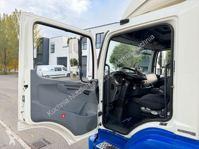 Kamion Mercedes 1824L Bi-Temp. Kühlkoffer 8,67m...