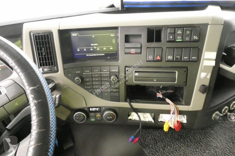 Camion Volvo FM 420 6x2 Pritsche Heckkran 27m...