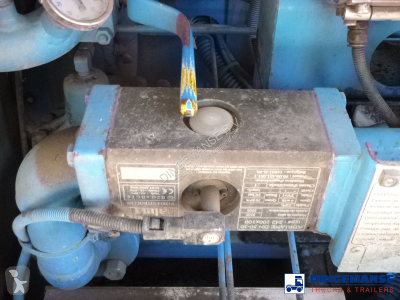 Kamion Renault 270.19 4x2 gas tank 19.7 m3