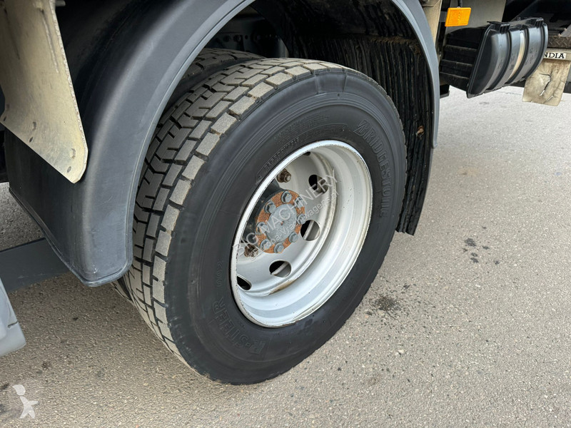 Kamion Mercedes 4x2 Cargo Truck EURO5