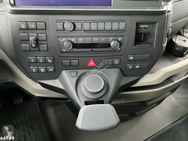 Camion MAN 26.580 6x4 Euro 6 Retarder Hiab 30...