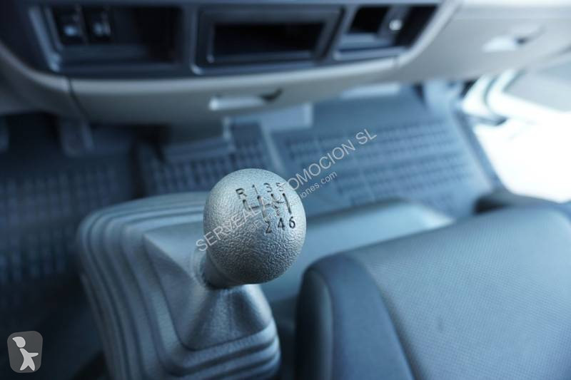 شاحنة Nissan