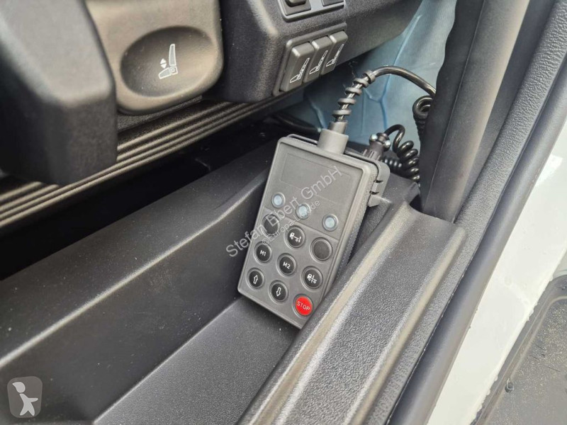 Camión Iveco ML140E28/P 4x2 LBW Klima AHK