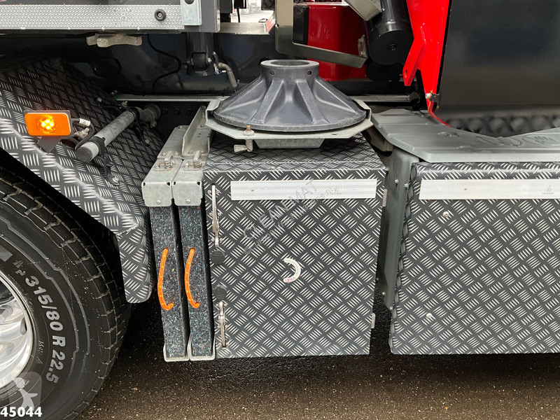 Camion Volvo 8x2 Fassi 145 Tonmeter laadkraan +...