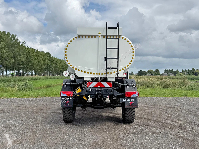 Camion MAN 18.250 BB Fuel Tank Truck (2 units)