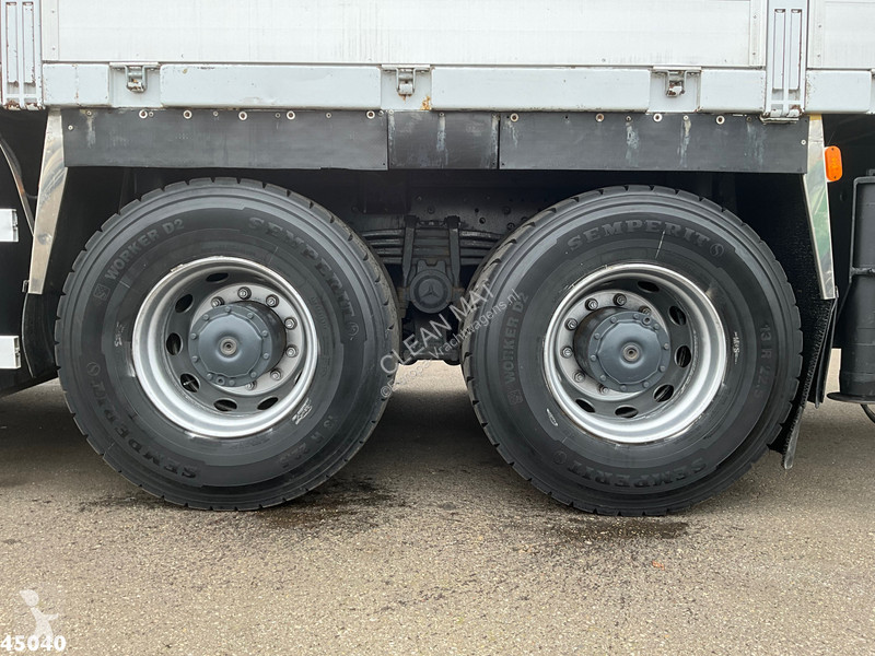 Camion Mercedes 4141 8x4 manual Hiab 32...