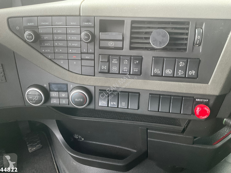 Camión Volvo 6x4 Euro 6 Asphalt kipper