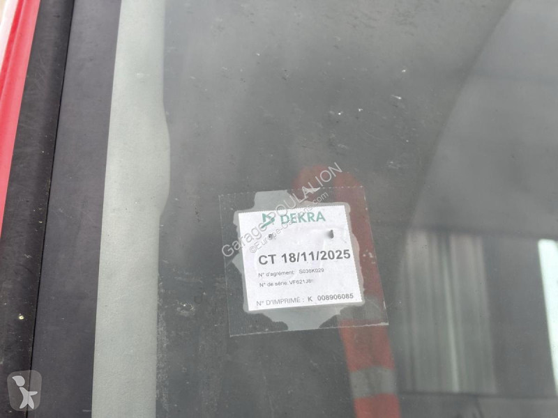 Kamion Renault Empattement court: 3m80 PREMIUM...