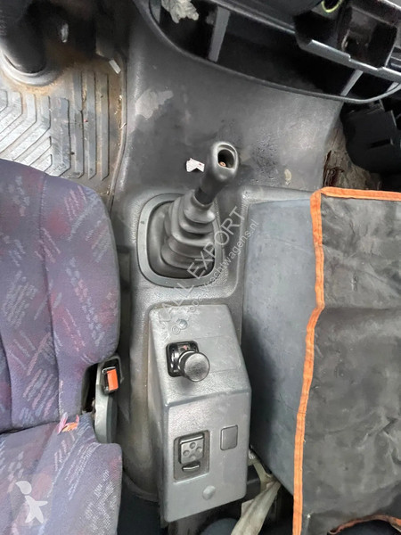 Vrachtwagen Mercedes 815 Recovery Truck Manual...