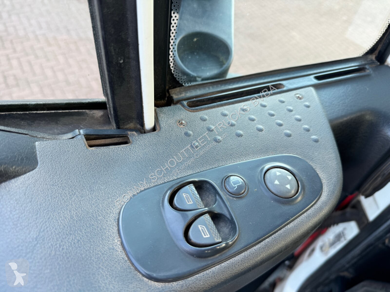 Kamion  Trakker AD260T36W 6x6 Trakker AD260T36W...
