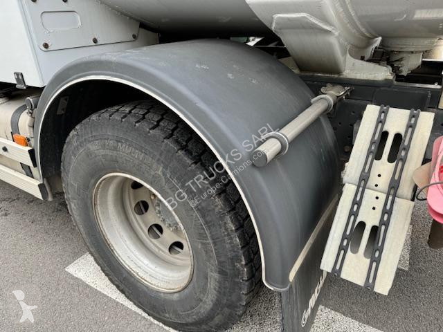 Lastbil Renault 270 DXI