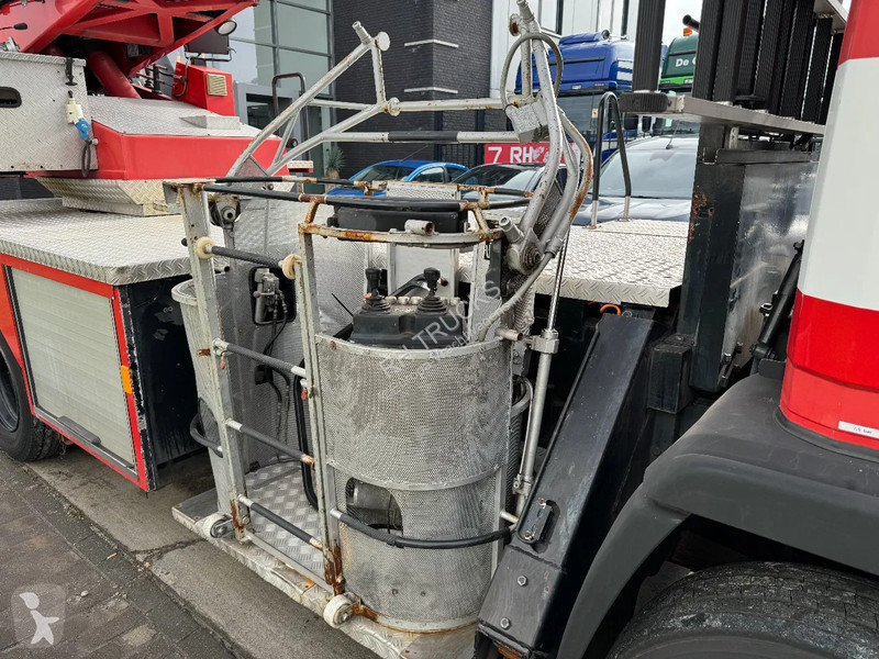 Kamion Mercedes OF MAGIRUS 24 METER + KORF +...