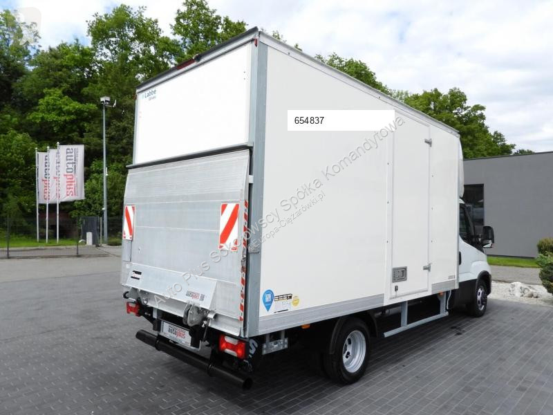 Kamion Iveco DAILY 35C16 KONTENER WINDA 8 PALET...
