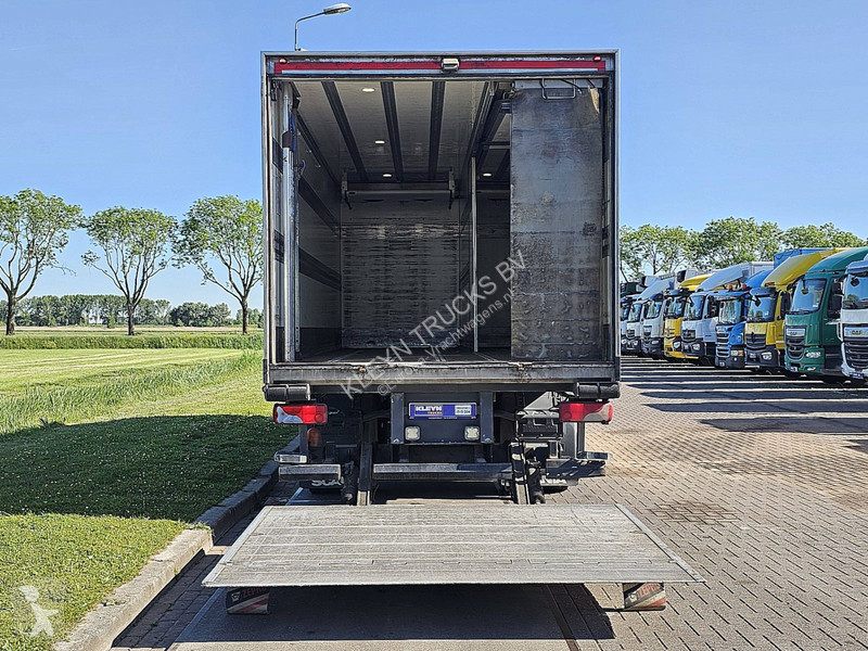 Vrachtwagen Scania P250 CARRIER IFT 286TKM