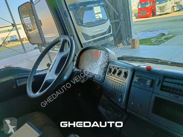 Camion MAN MAN - MAN 8 180N