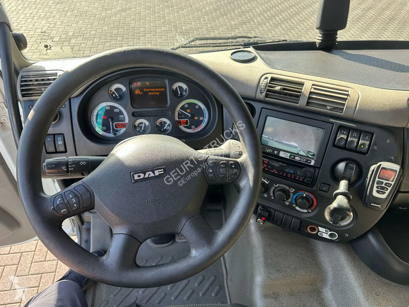 Camion DAF 410 6X2 + HIAB 422EP-5 HIPRO...