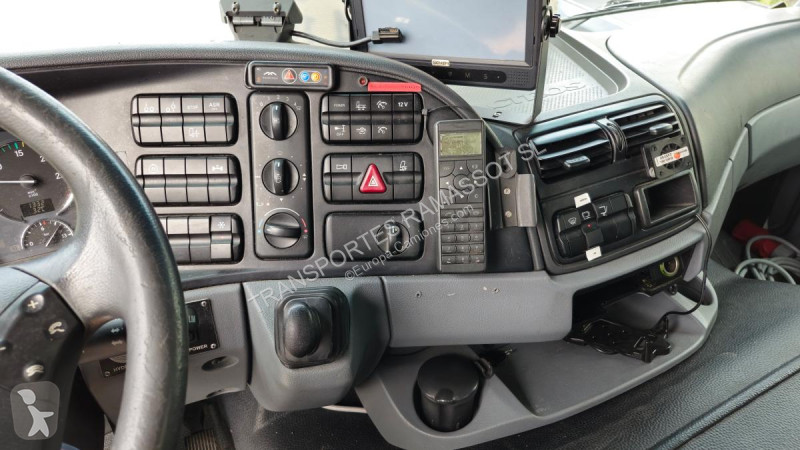 Kamion Mercedes 2532