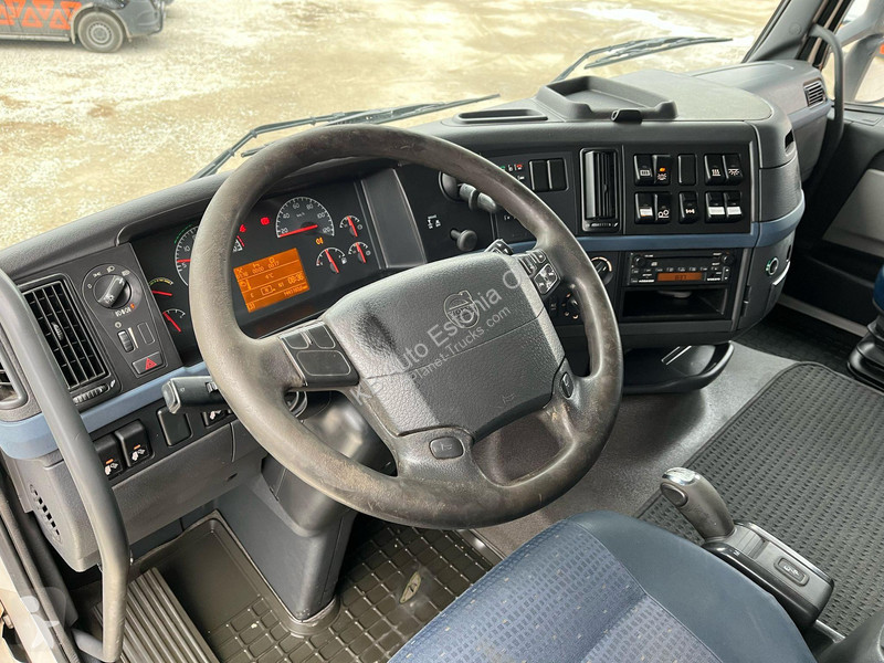 Kamion Volvo FH 440 6x2 HIAB 122D-3 / PLATFORM...