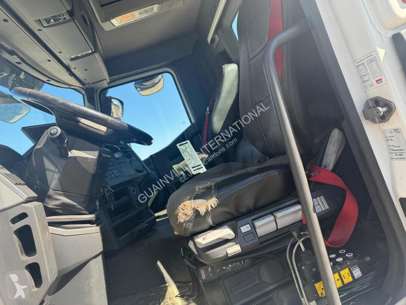 Kamion Renault 380 Gamme C