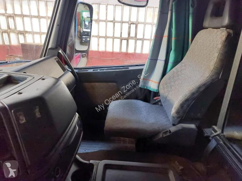 Camión Volvo 420