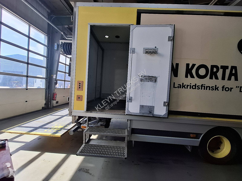 Lastbil Volvo 25012 AIRCO TAILLIFT