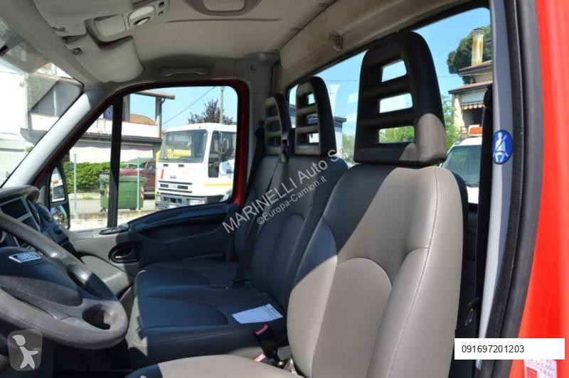 عربة نفعية Iveco 35C13 BTor 2.3 HPT TELAIO PARI...