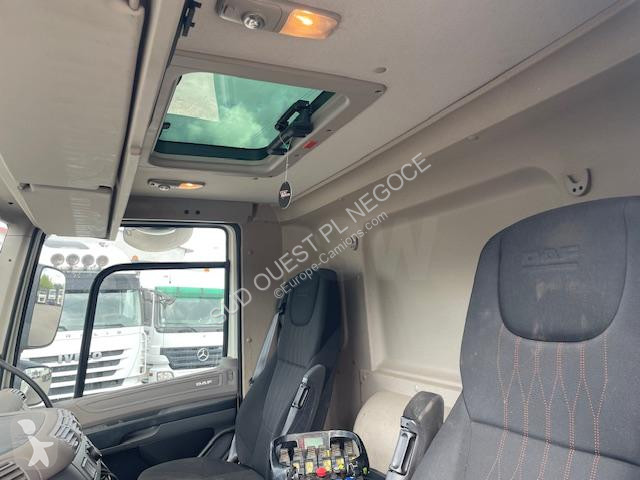Camion DAF 410