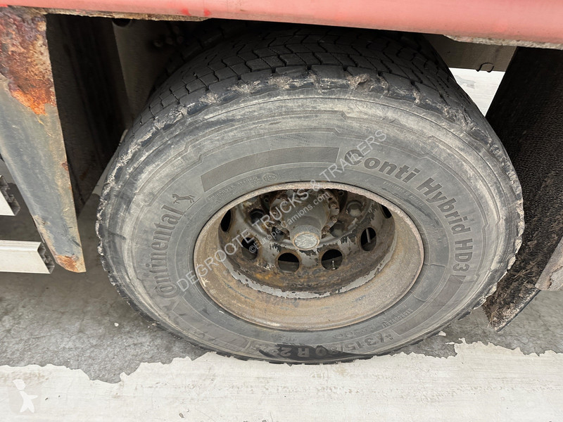 Camion Scania 230