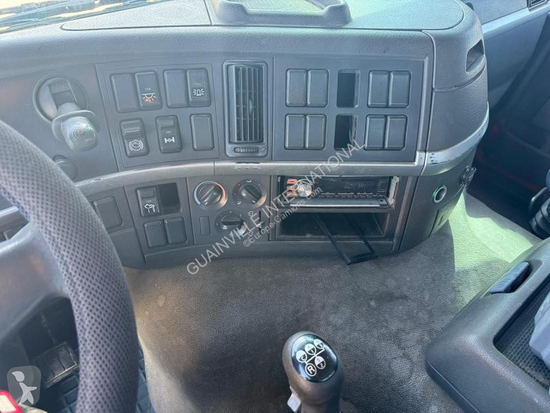 Camion Volvo 380