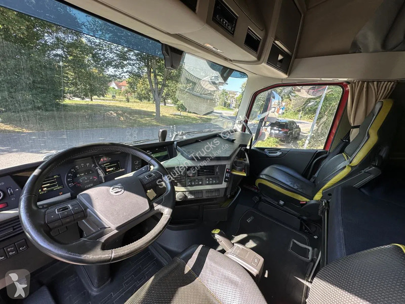 Camion Volvo 550XL*8x2*Tief...