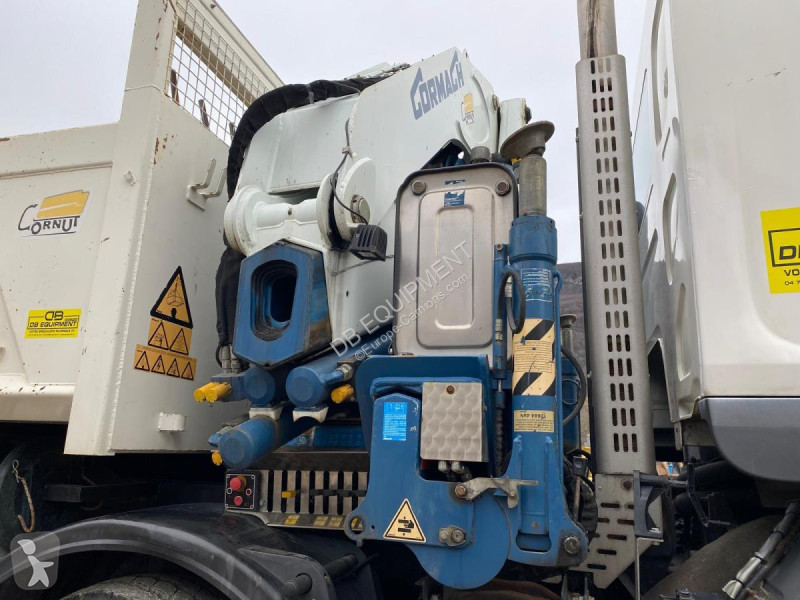 Camion Renault KERAX 8x4 520 BIBENNE CIF UE...