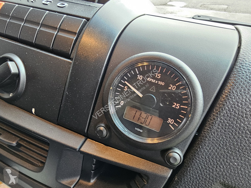 Kamion Iveco EURO CARGO 220 / LES / SCHOOL /...