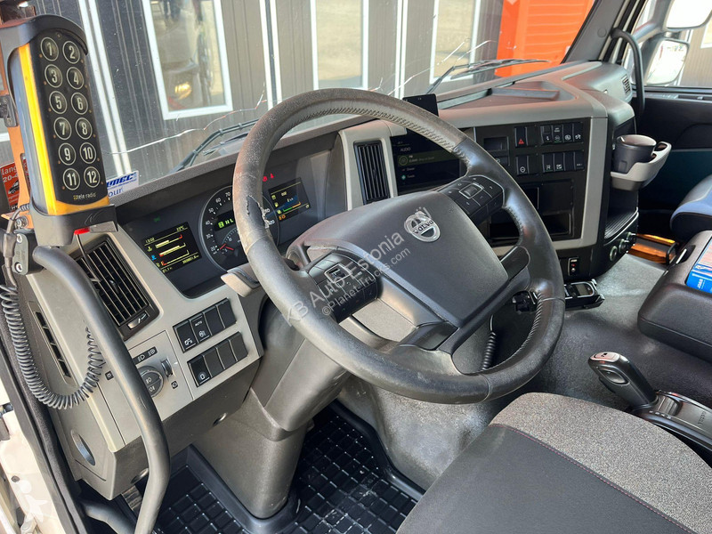 Camión Volvo 330 4x2 JOAB TL 8 AO C